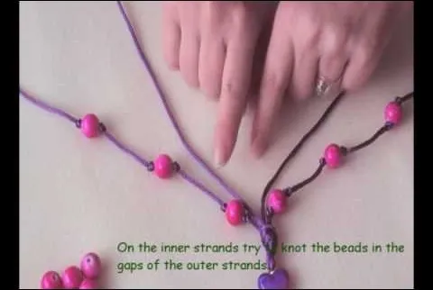 Beaded necklace assembly instructions.