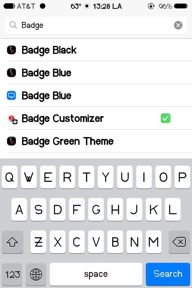 User interface showing options for badge themes in a mobile application.