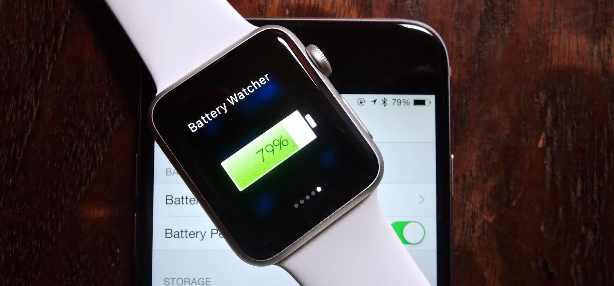 Smartwatch displaying battery status with 76% charge.