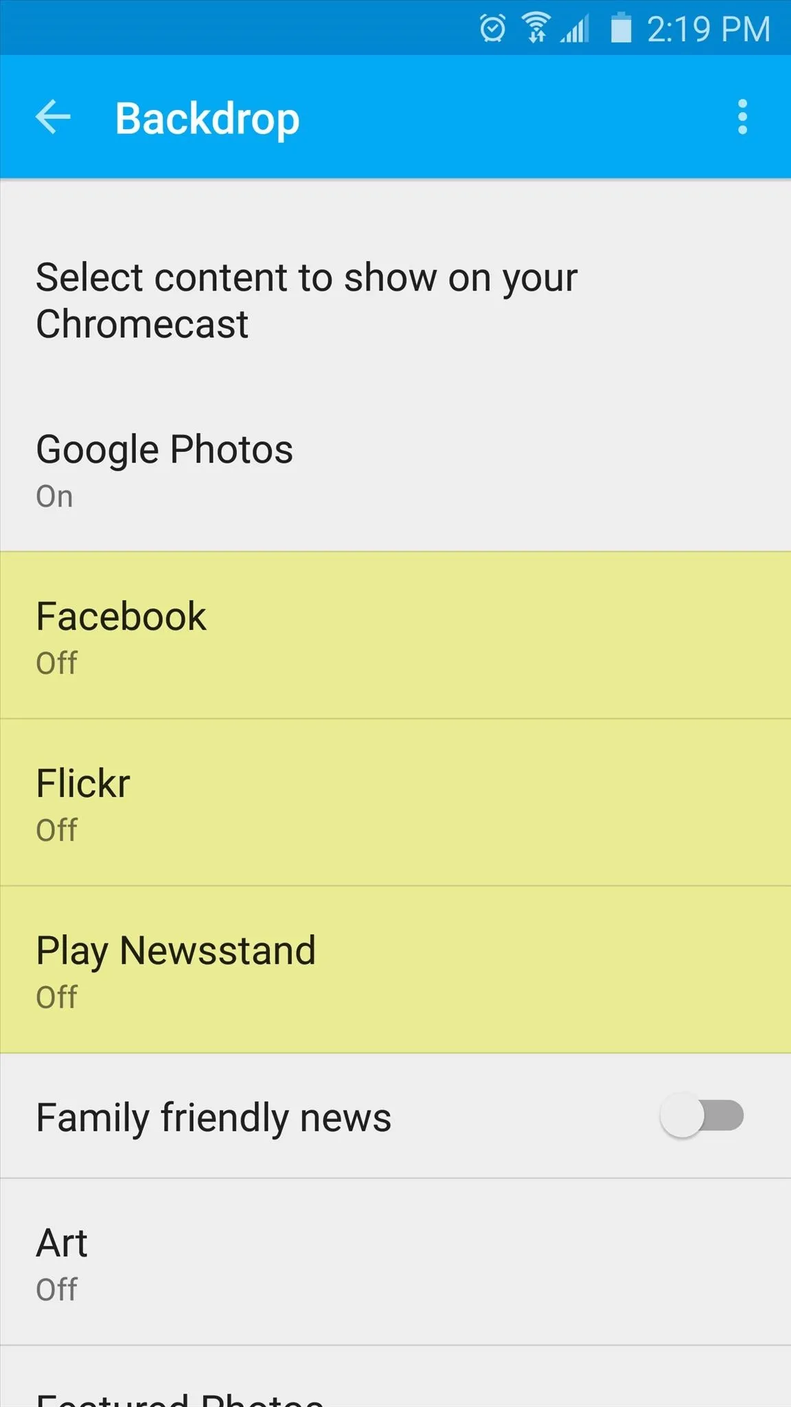 Options for selecting content to display on a Chromecast device.