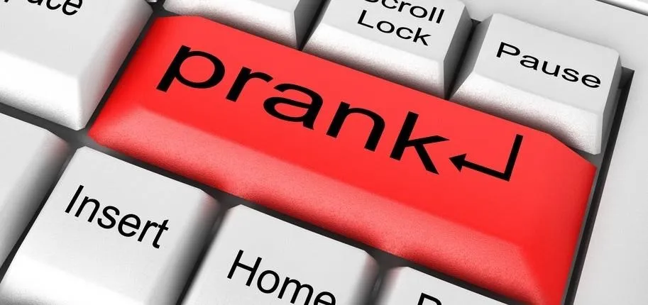 Prank button on a computer keyboard