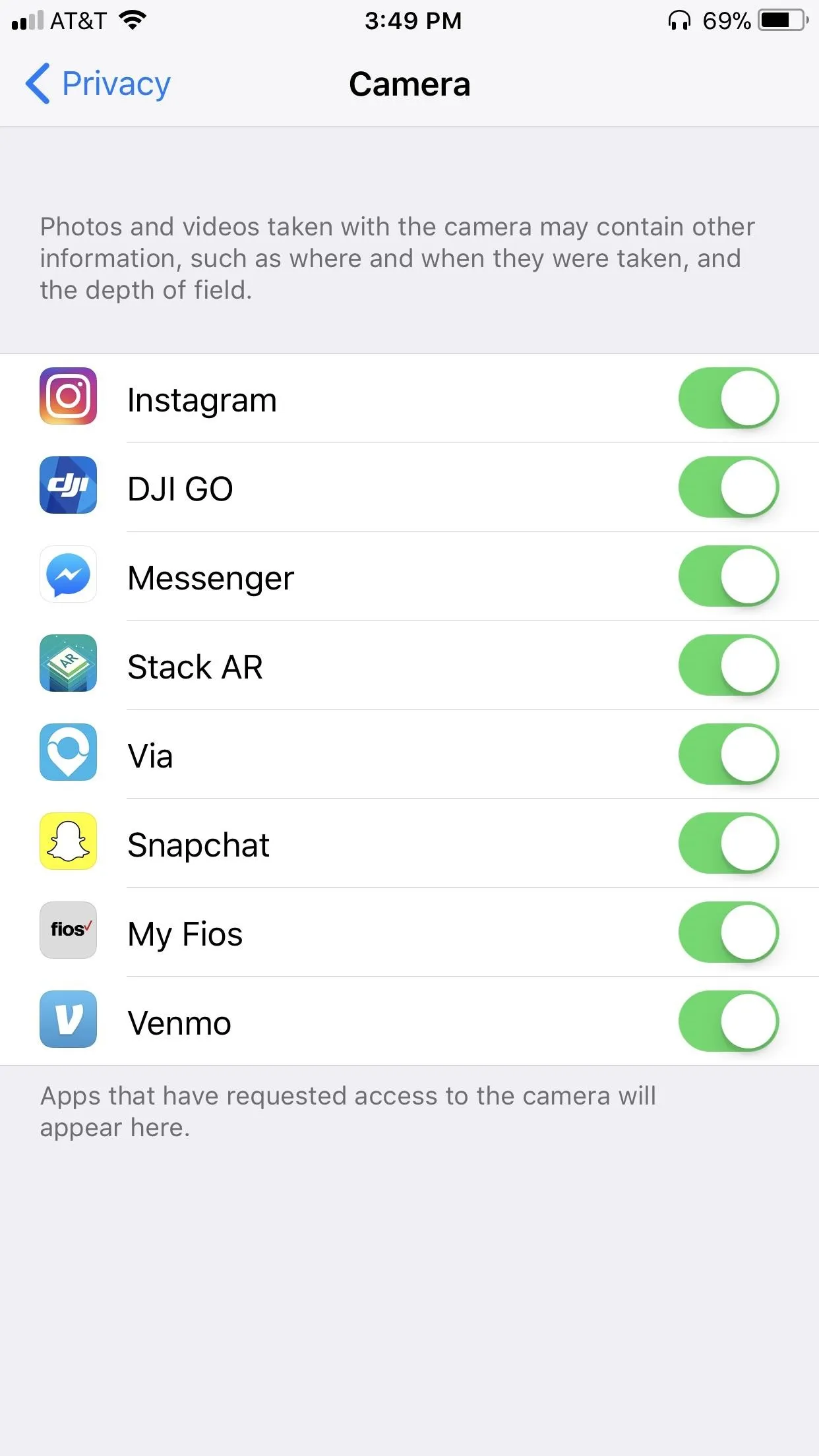 Settings menu for app permissions on a smartphone.