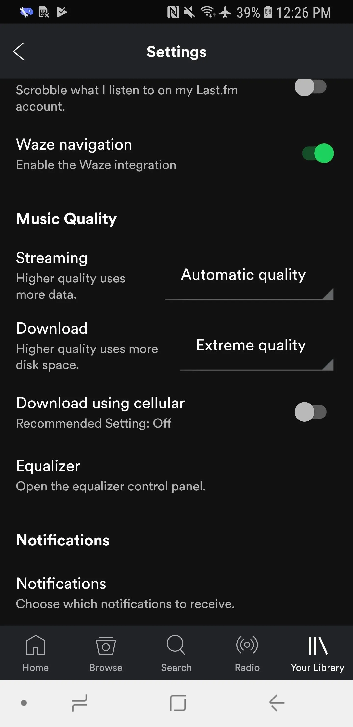 Settings menu showing video navigation and quality options.