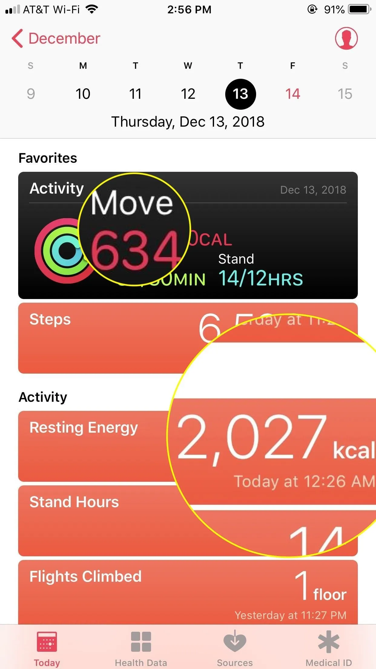 Activity tracking screen showing move and exercise data with calories burned.