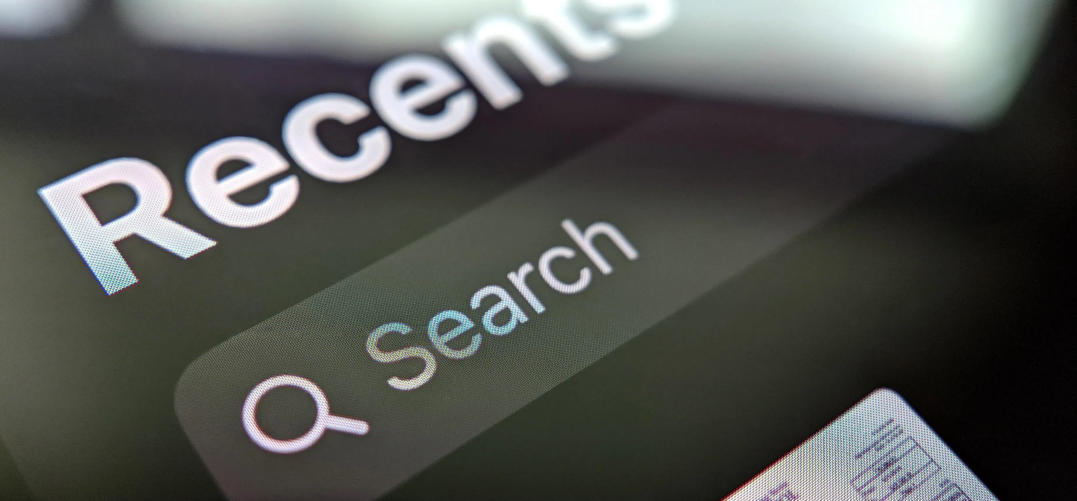 Recents and search interface on a mobile device.