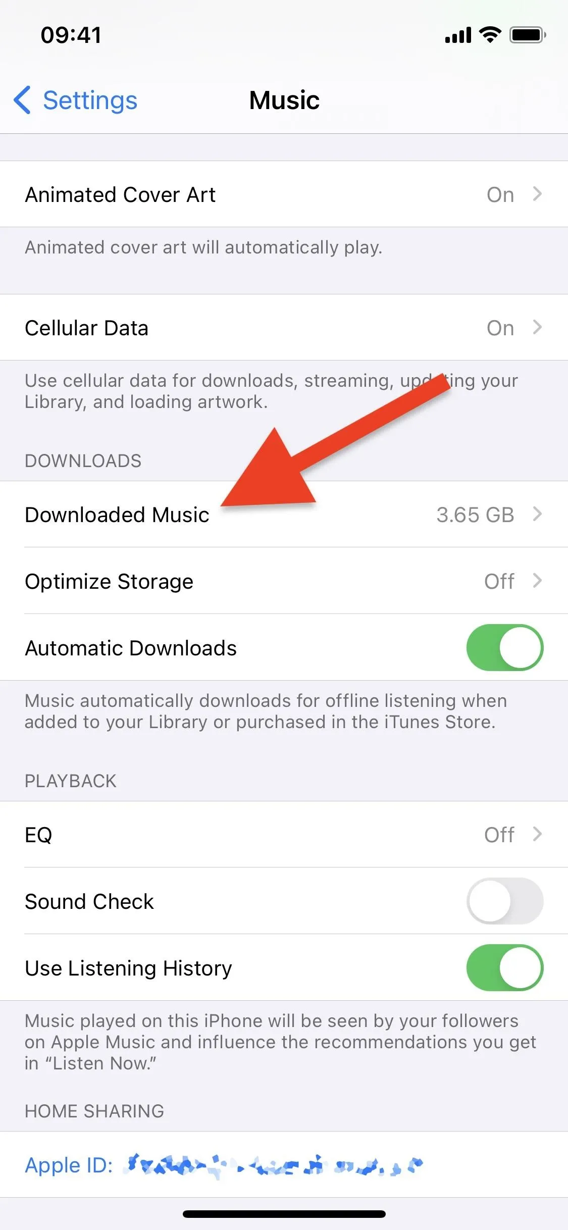 Settings menu with Download Quality option highlighted.