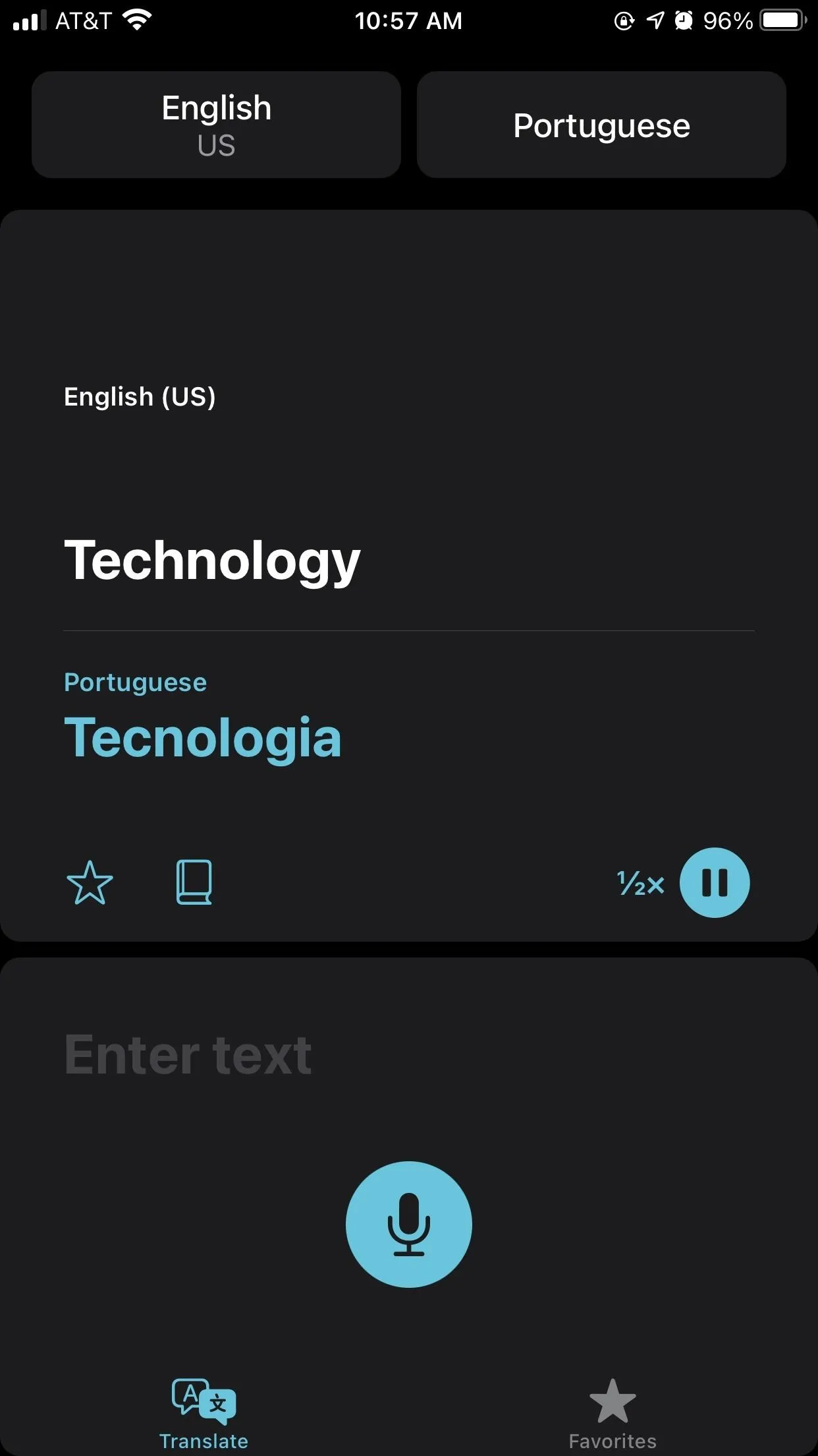 Text input interface displaying "Technology" and "Tecnologia" with microphone button.