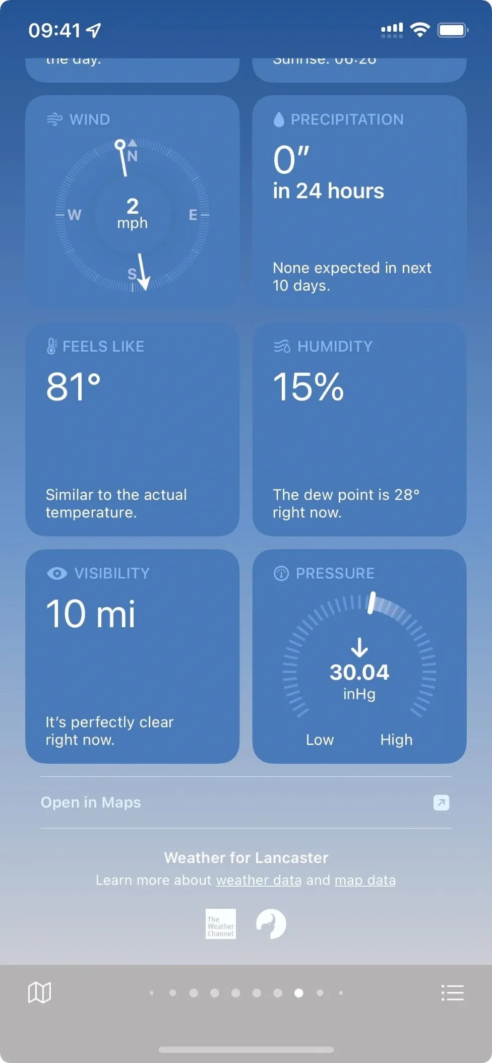 Weather app interface displaying temperature, humidity, visibility, and forecast details.