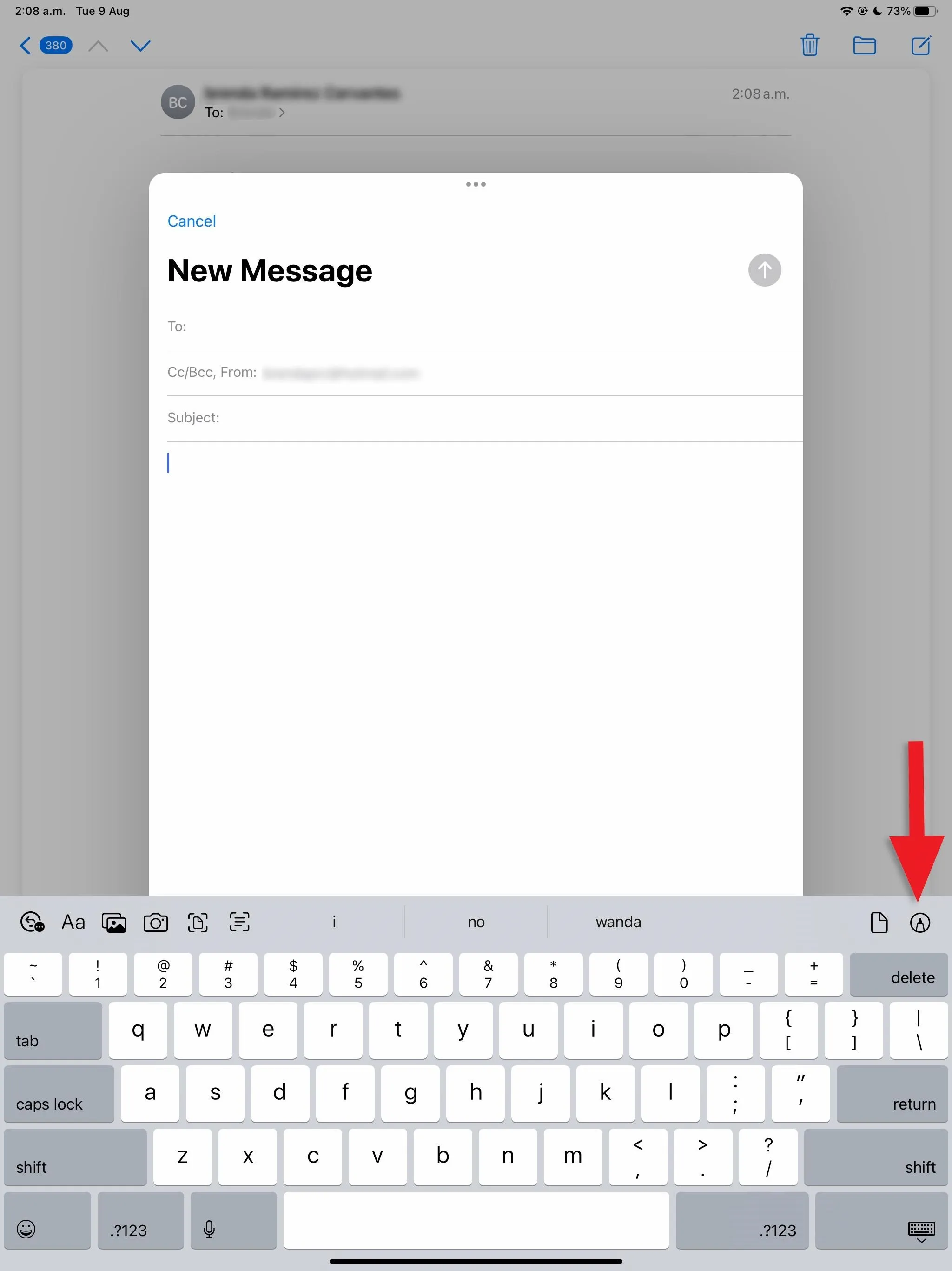 Screenshot of a messaging app interface with an empty message field and keyboard at the bottom.