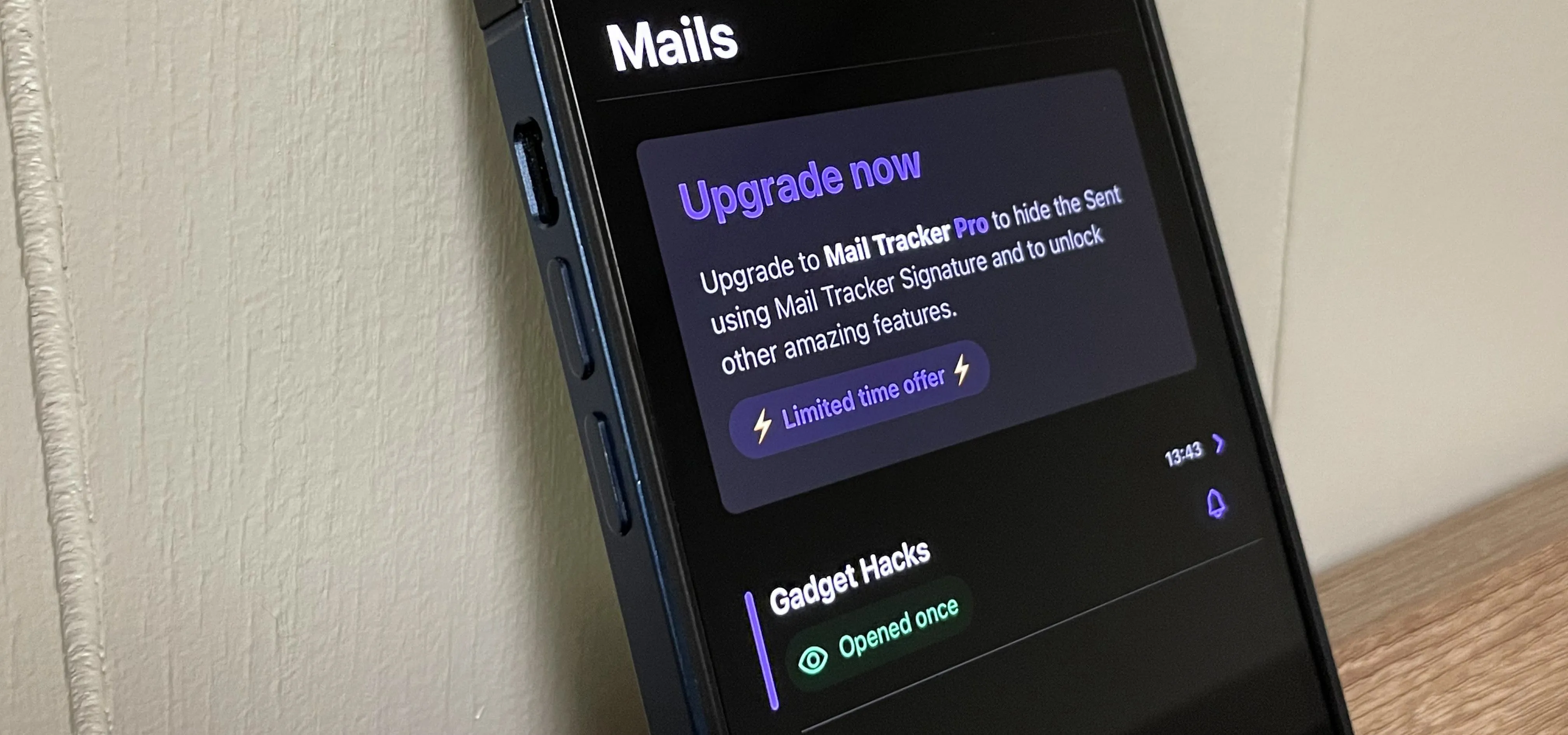 Mobile screen displaying a mail upgrade notification.