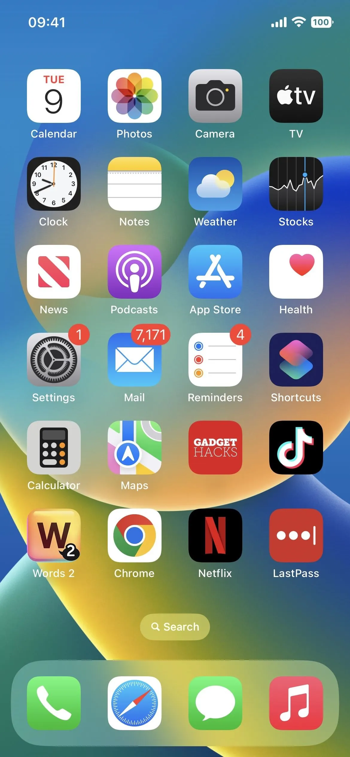 A smartphone home screen displaying various app icons.