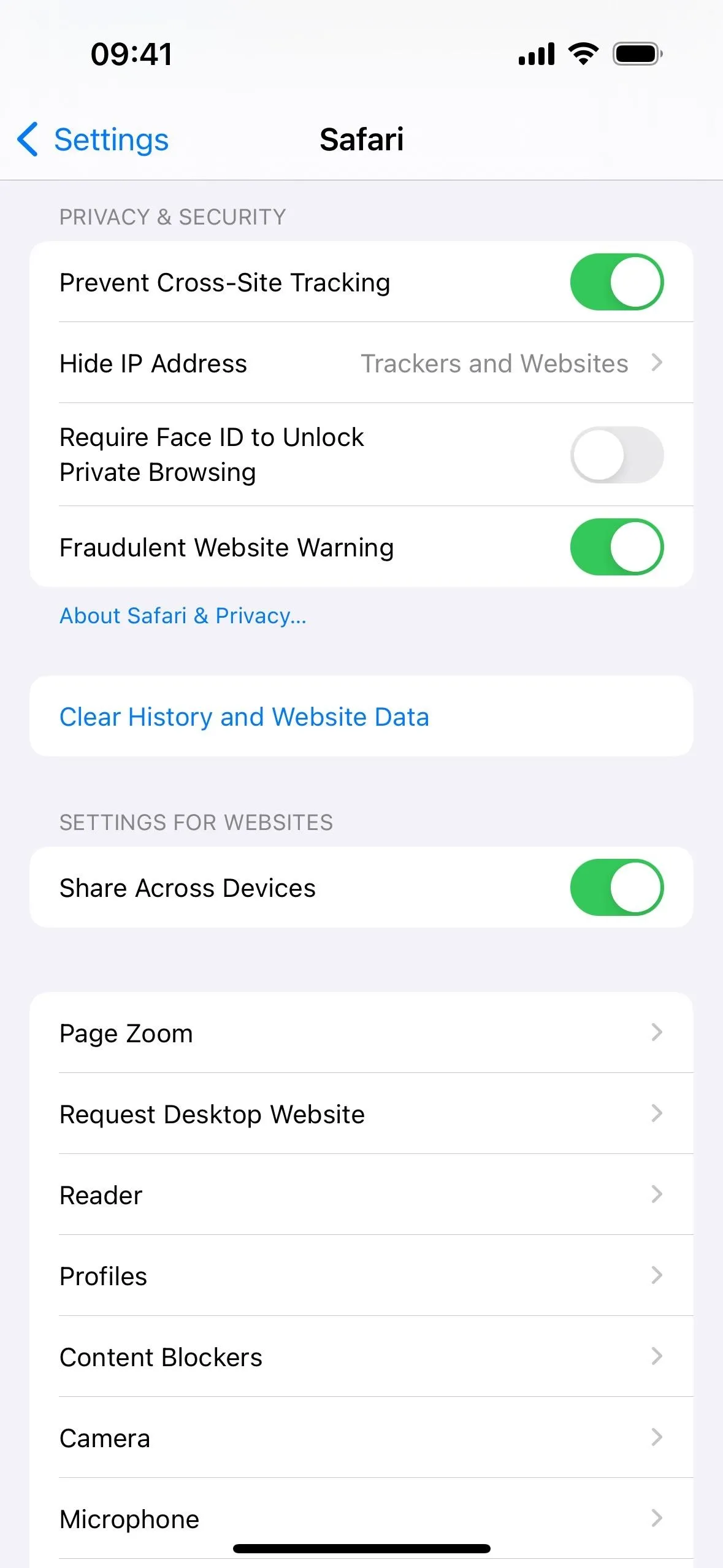 Settings menu on a mobile device showing privacy and tracking options.