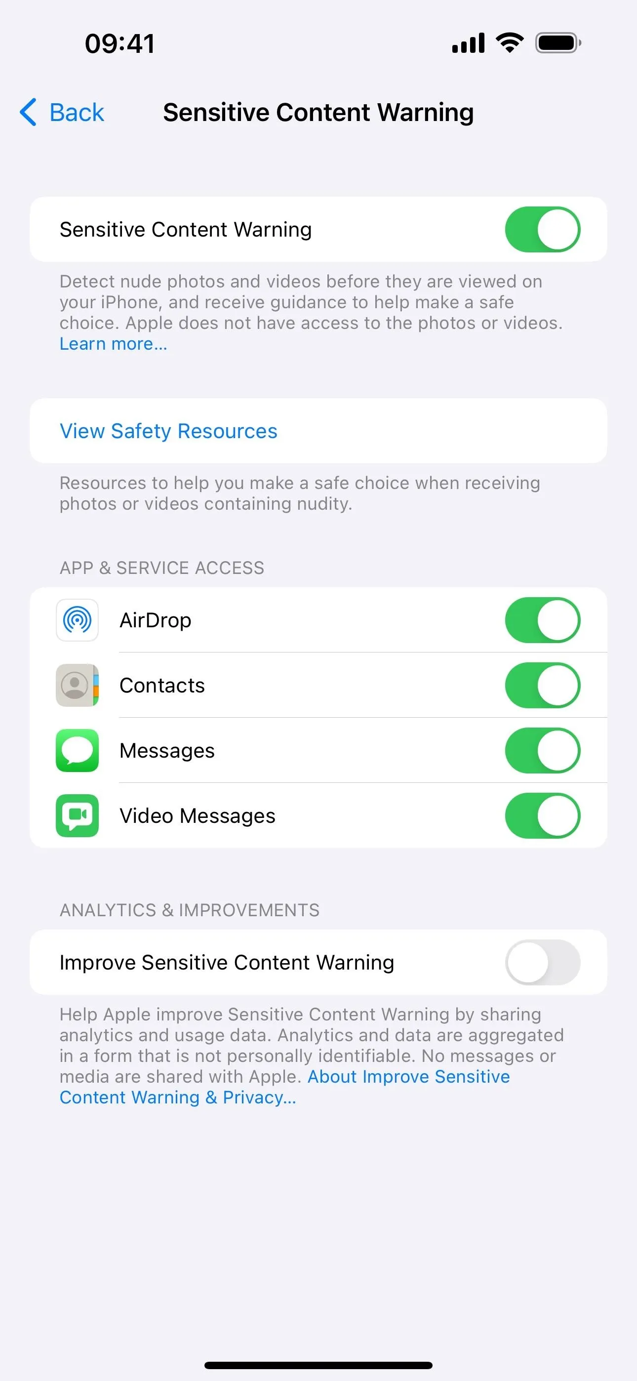 Screen displaying settings for sensitive content warnings on a mobile device.