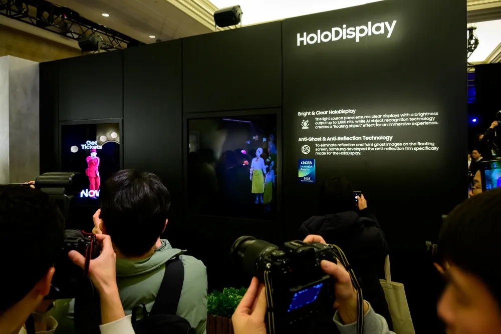 Image from Samsung Display at Computex 2025