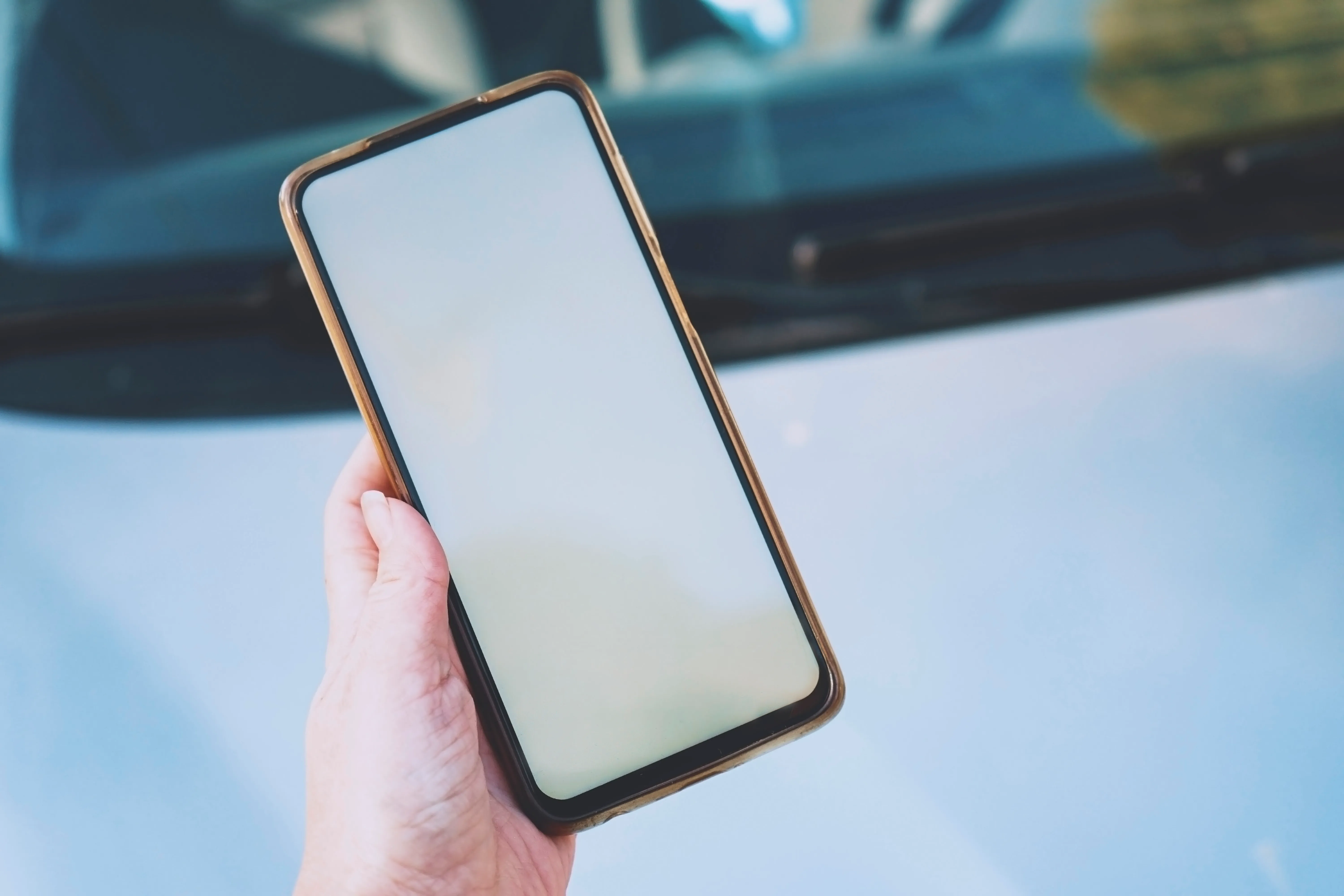 Image of someone using an android phone
