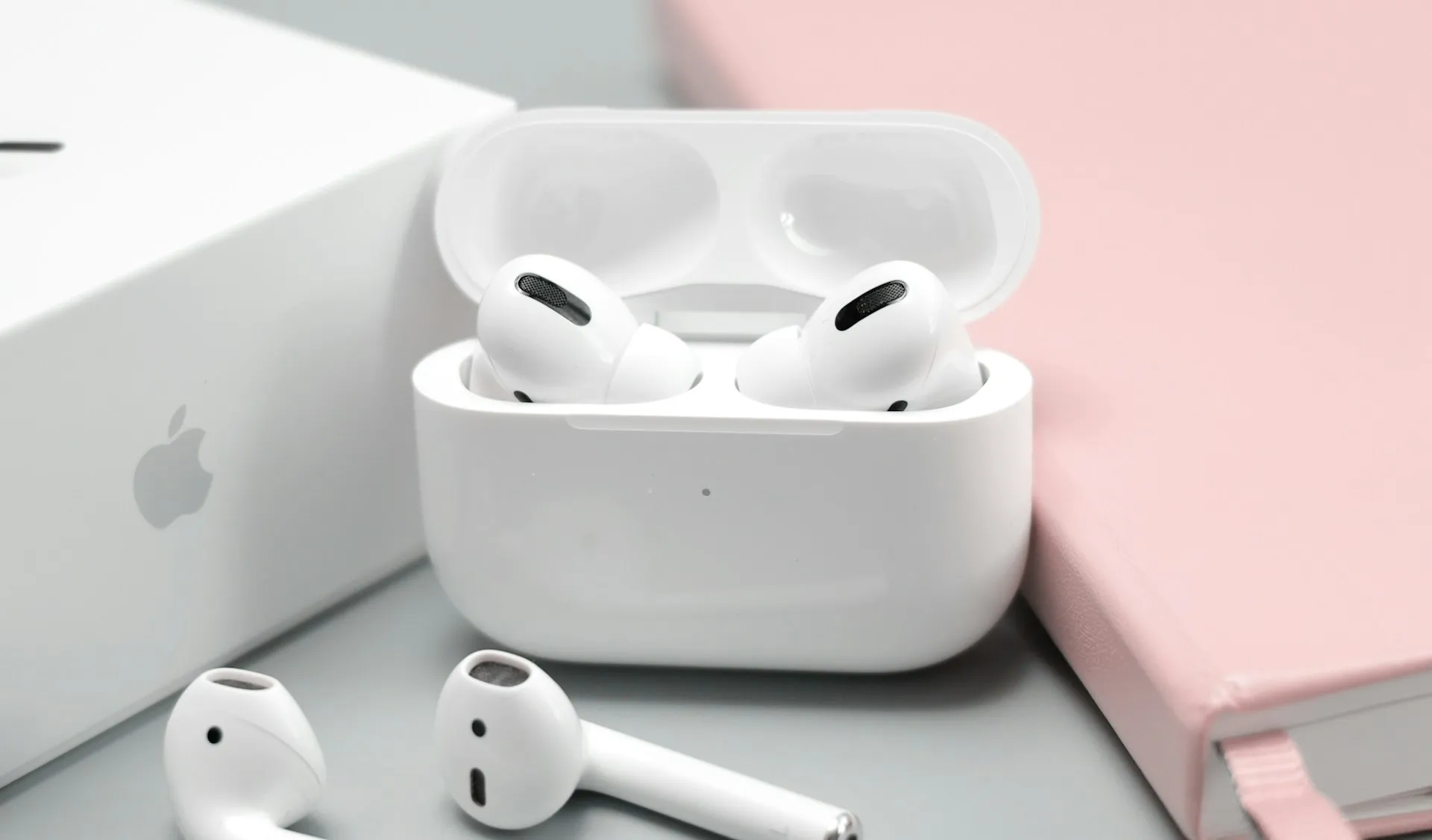 AirPods 60/60 Rule: Protect Your Hearing Now cover