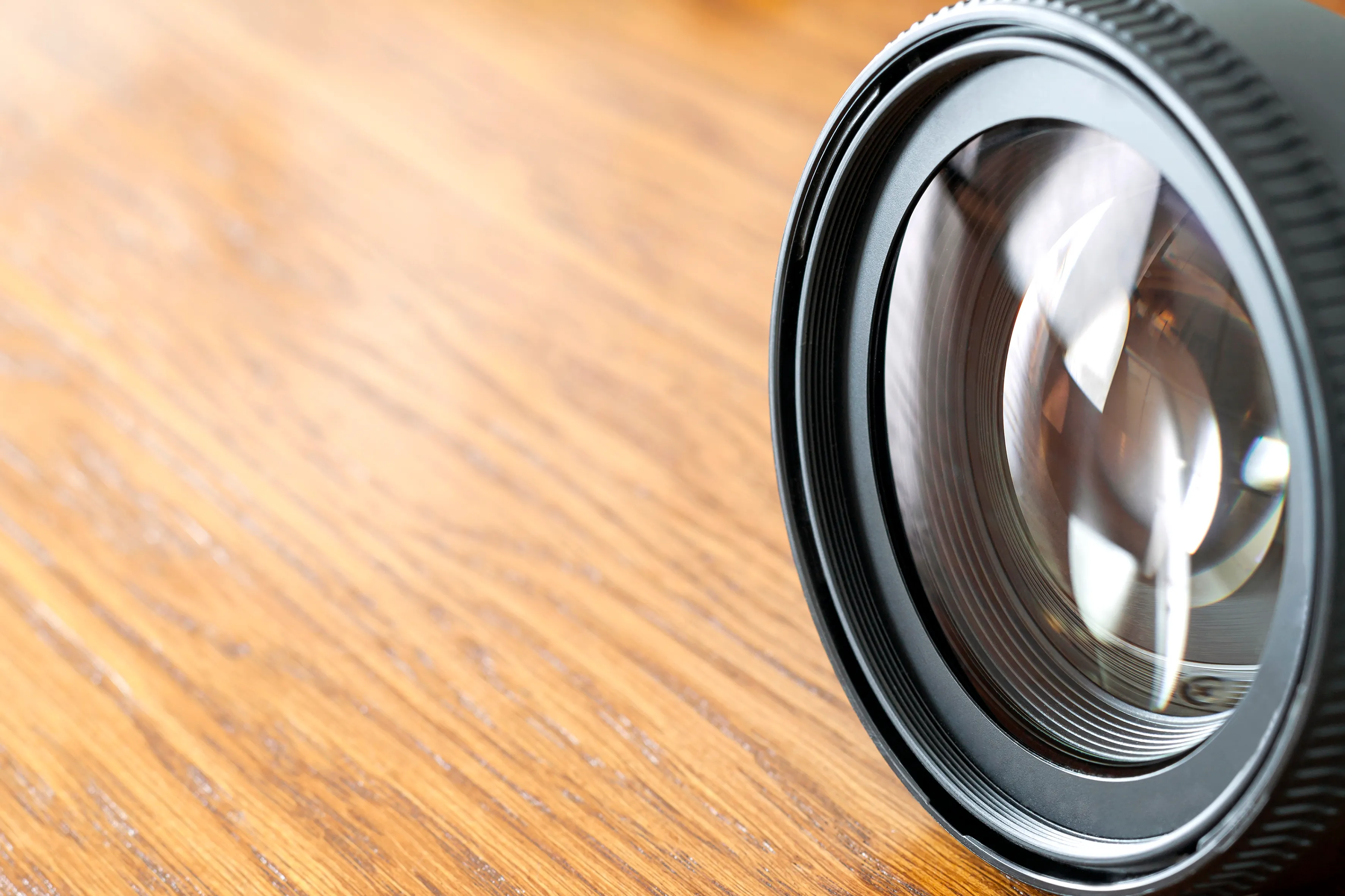 image of a big camera lens