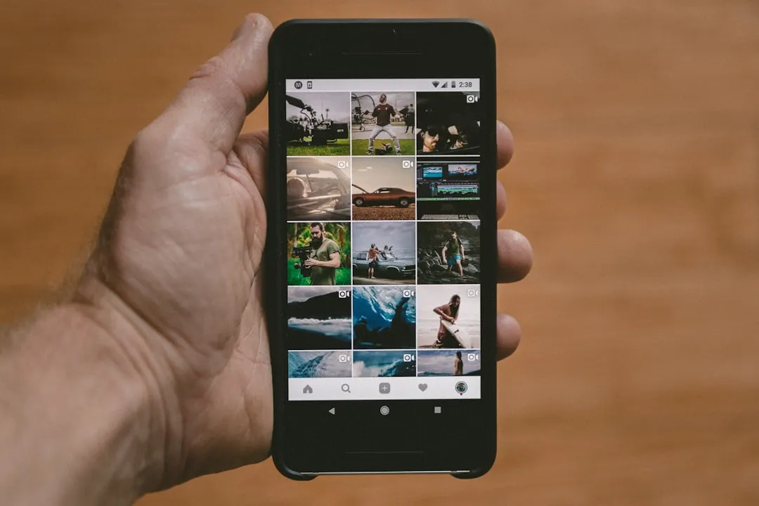 Google Photos Search in Pixel Launcher: What Fits and What's Missing cover