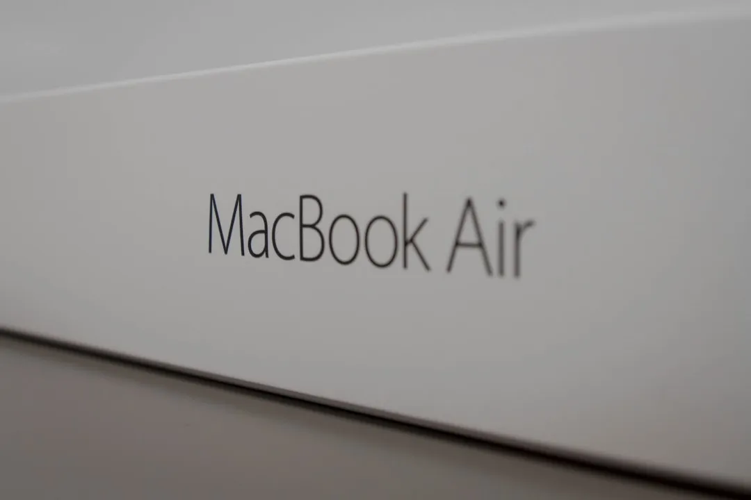 MacBook Air M5 Record-Low Price: Who Should Buy Now cover