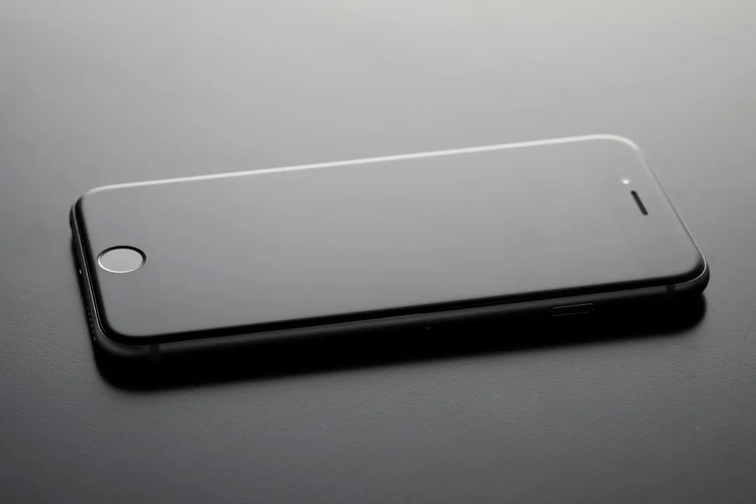 iPhone Fold Leaked: 7.7-inch Display Coming September 2026 cover