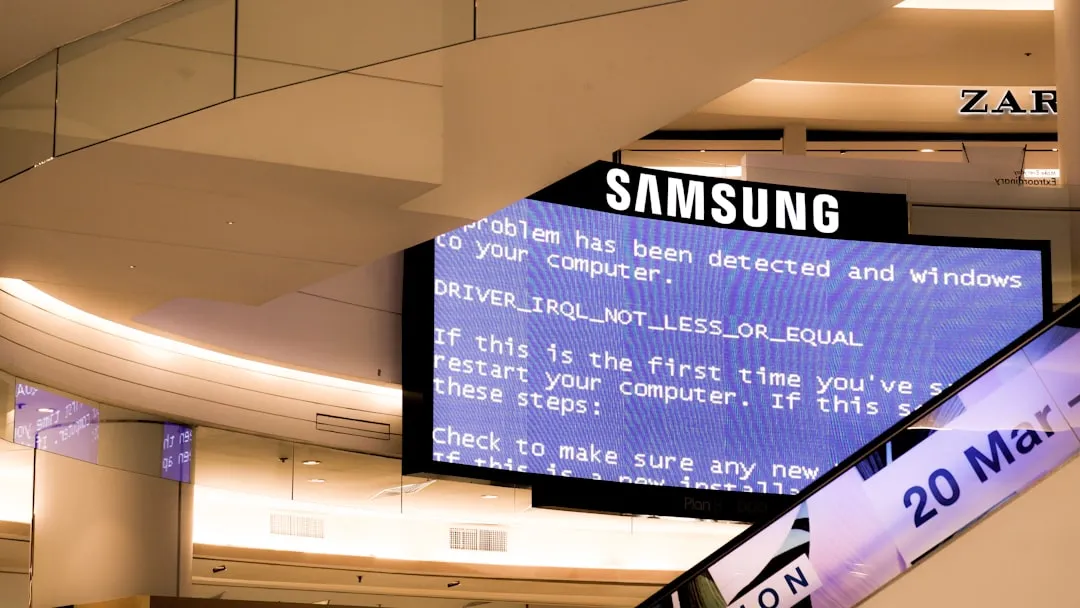 Screenshot of a mobile application displaying root access verification on a Samsung device.