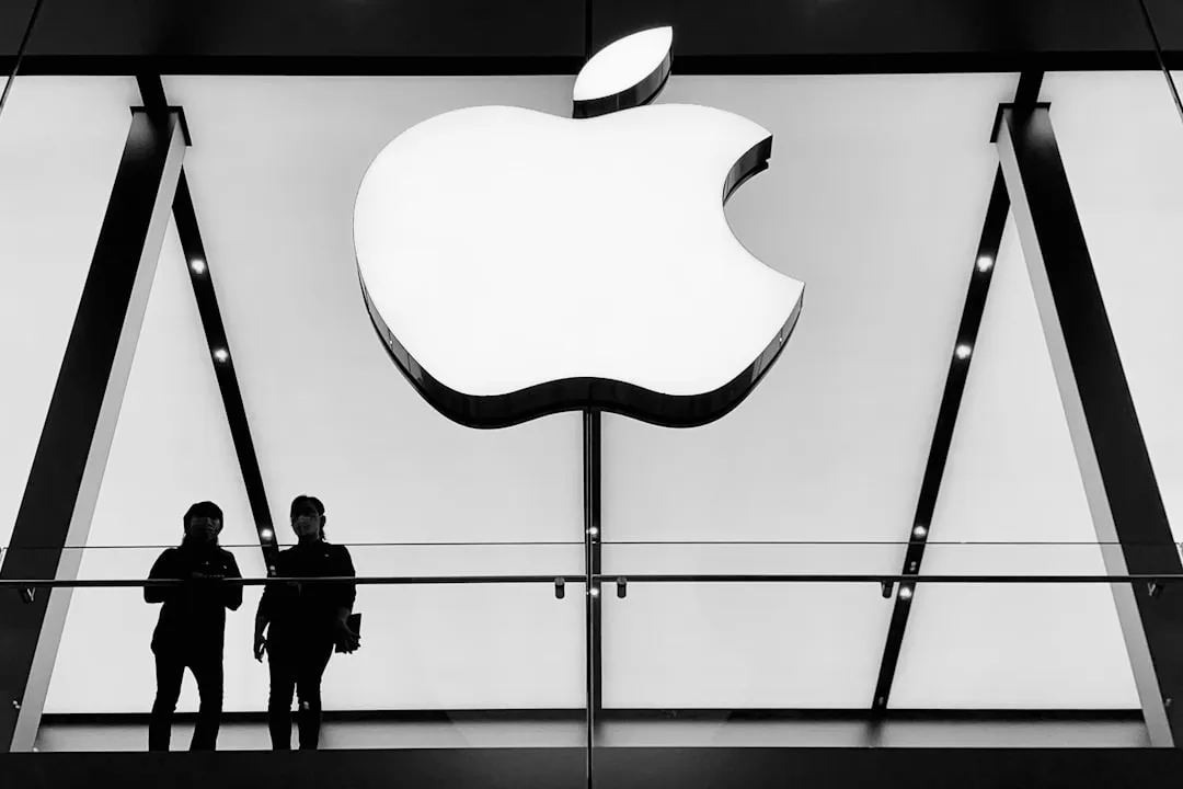 Apple Q2 Earnings Analysis: What Analysts Saw Beyond the Headlines cover