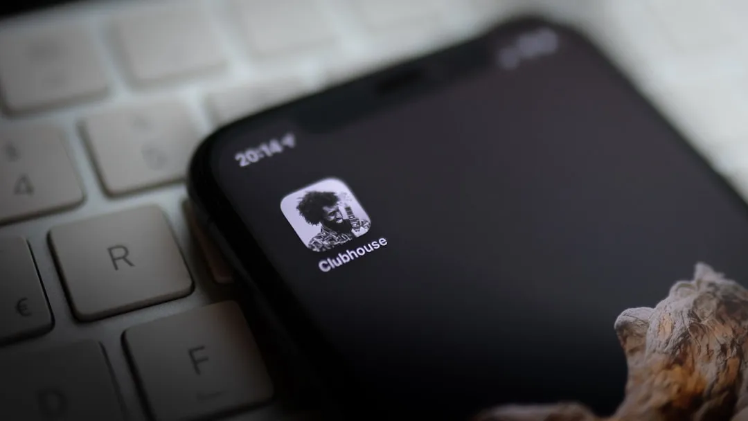 photo-1611128552585-90ea7072ac36