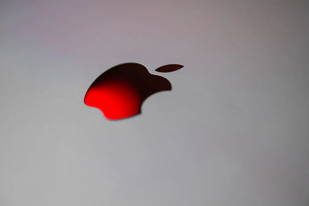 photo-1647010982116-93953bc6f7f3