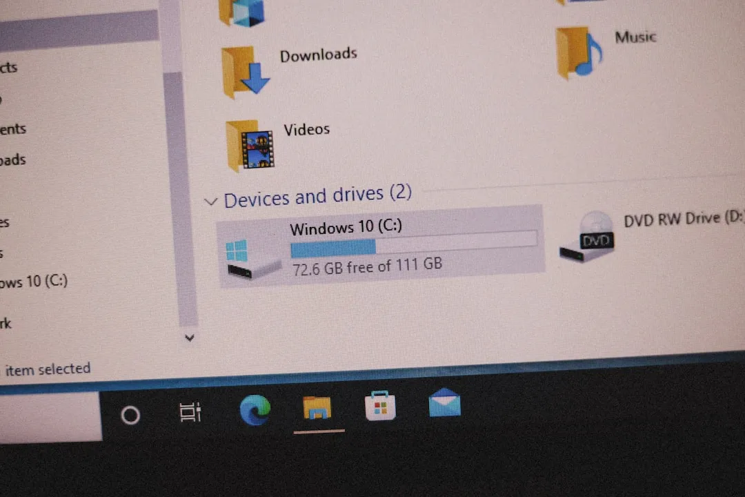 Settings menu for choosing default apps on a computer screen.
