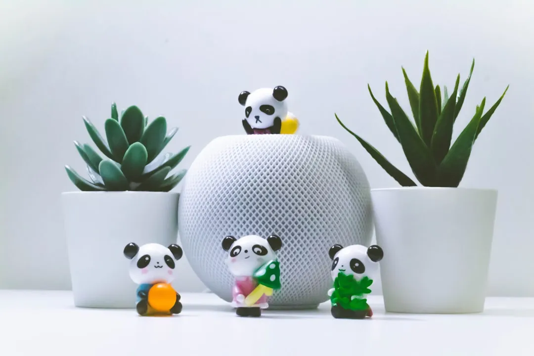 New HomePod and HomePod mini Release Delay: Why Siri Is Holding Back Ready Hardware cover