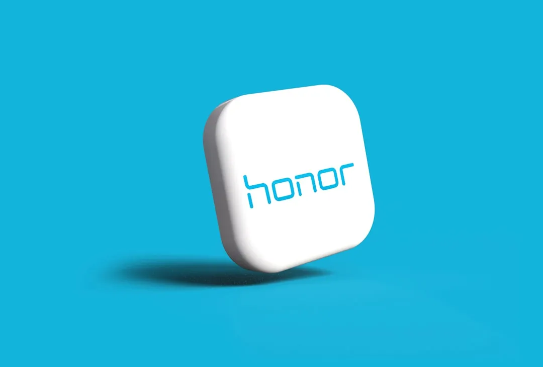 Honor Magic V6 Revealed: Ultra-Thin Foldable Beats All cover