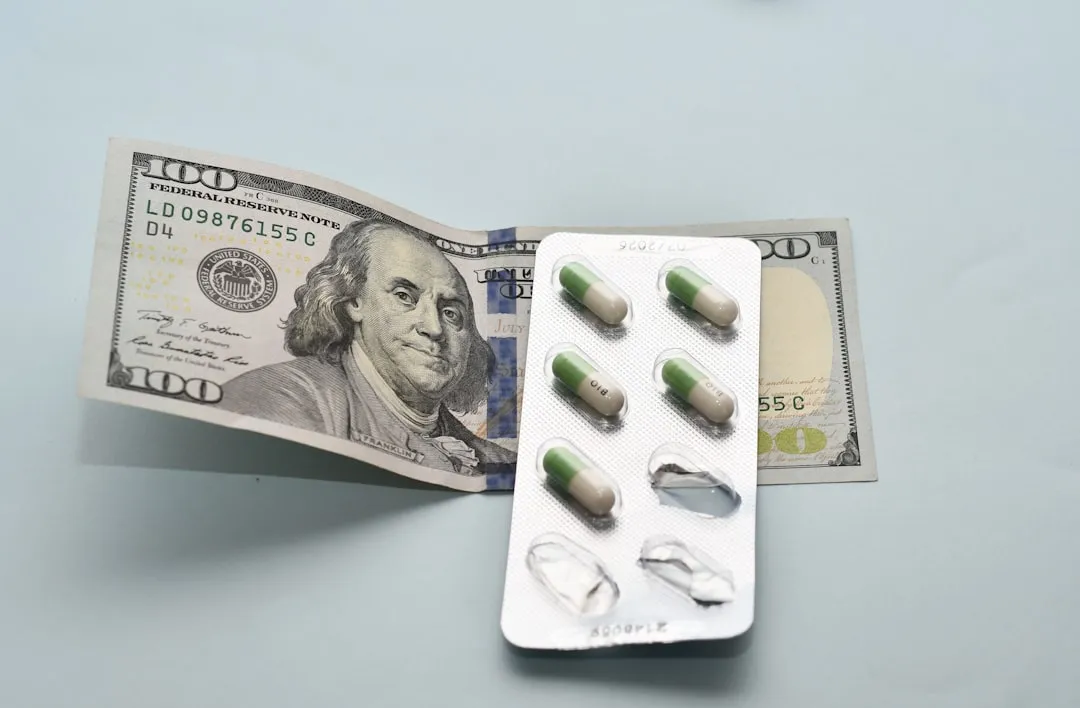 photo-1686409276995-678d73733d5b