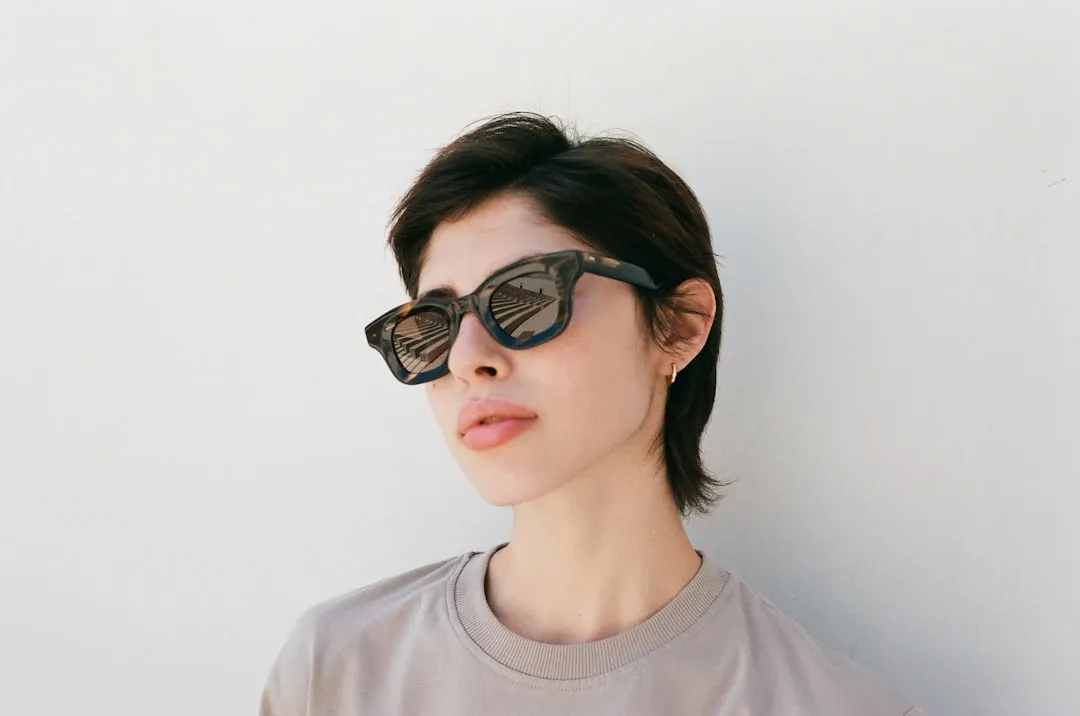 photo-1707672972137-64390186af62