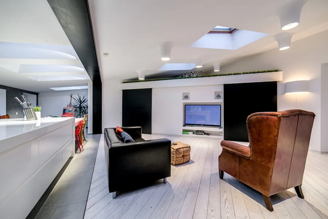 photo-1715163793418-0e3f2181b241