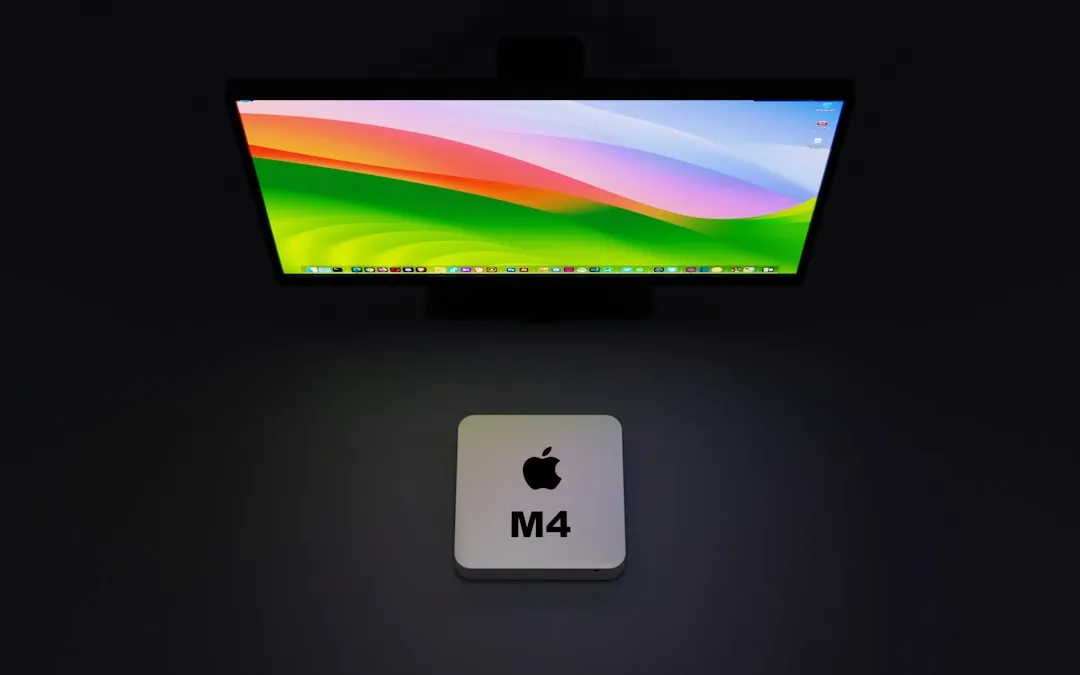 Apple's Glass Sandwich Screen Could Fix Foldables cover