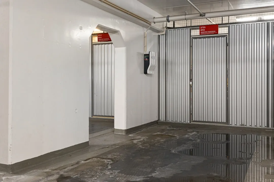 photo-1721395289413-8b7462cdf07c