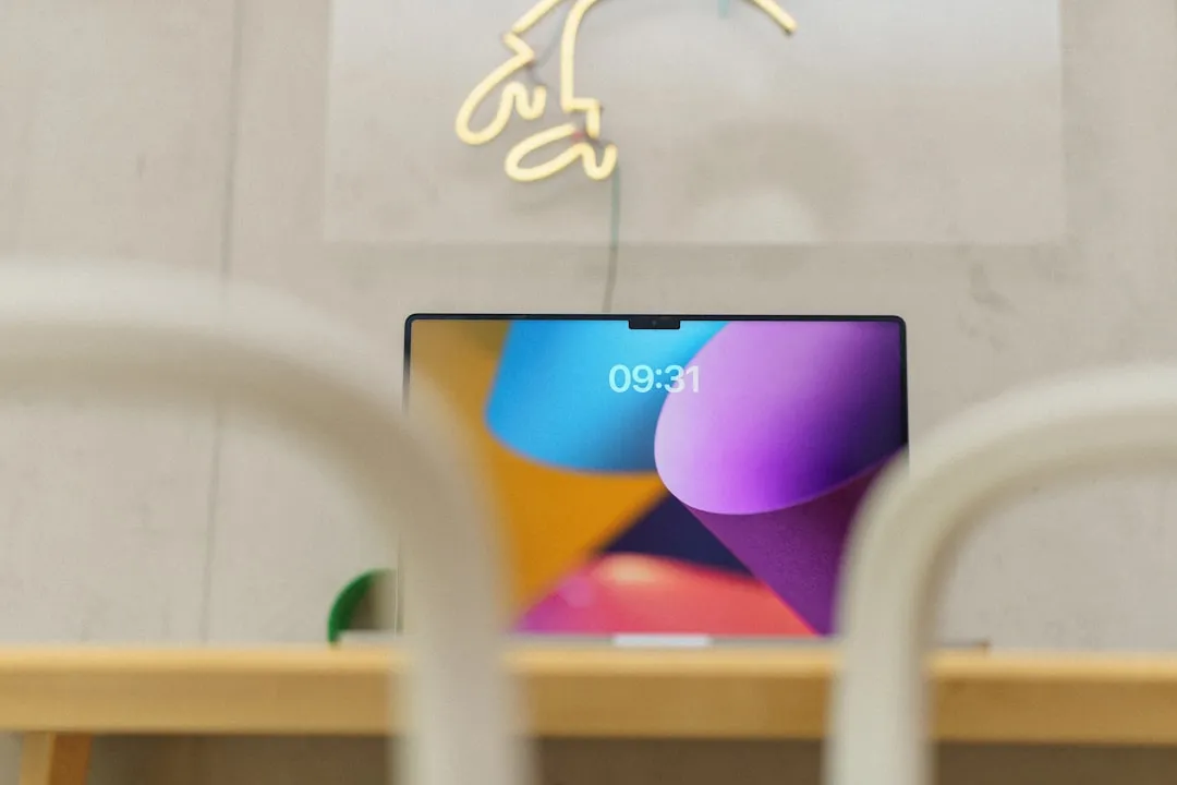 photo-1724480550924-62575e101d06