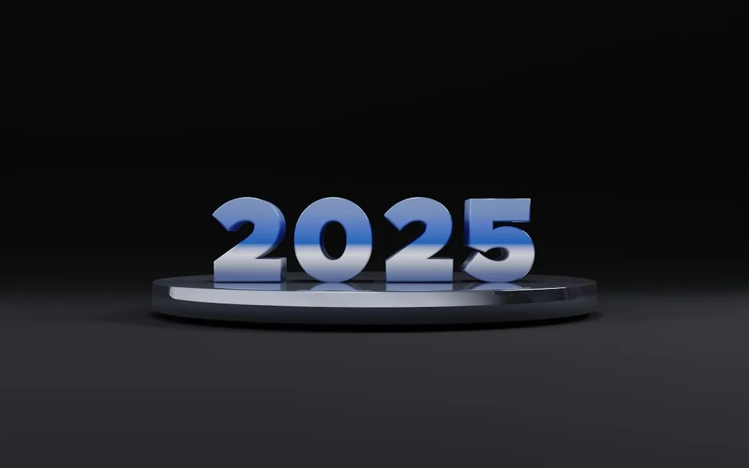 iPhone 17 Reviews: Which 2025 Model You Should Buy cover