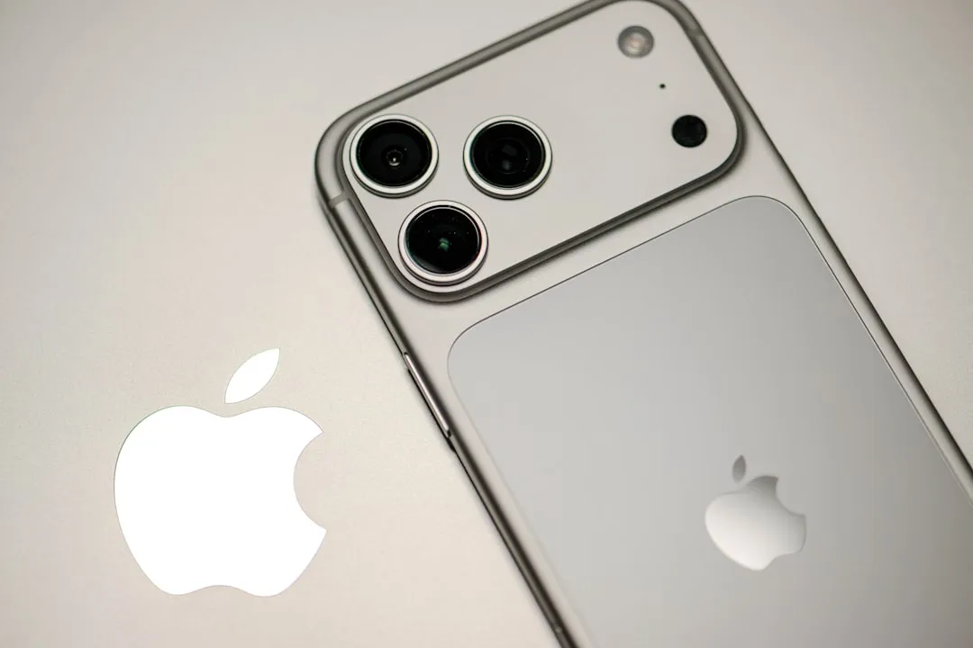 photo-1761435922632-424d1dc46102