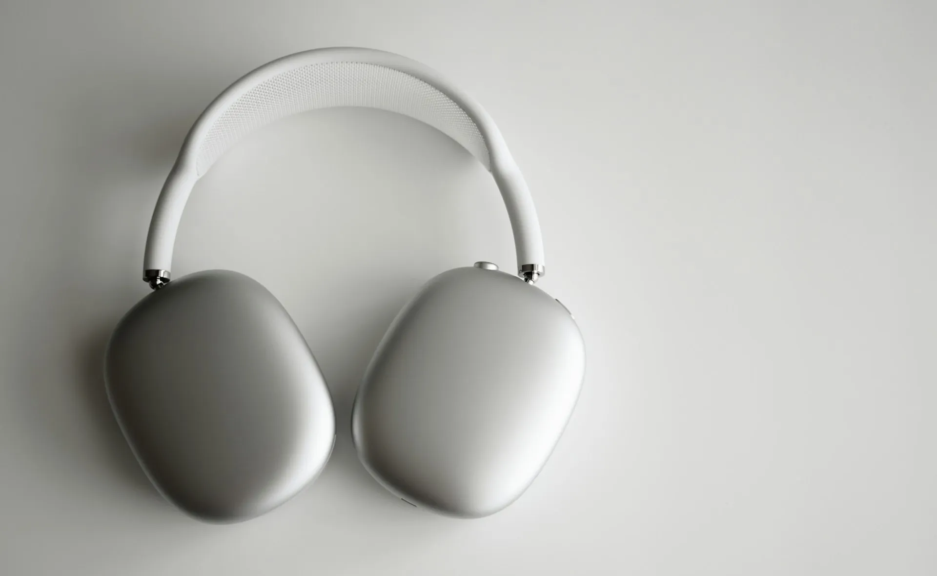 AirPods Max 第二世代　USB-C AIRPODS MAX (USB-C) - 12th Man Technology