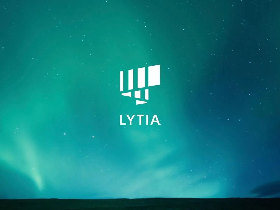 sony lytia.jpg