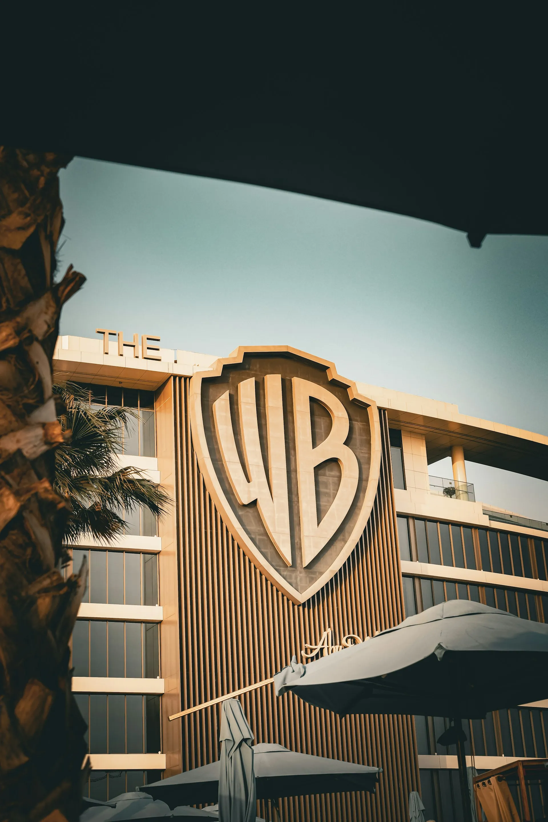 warner bros.jpg